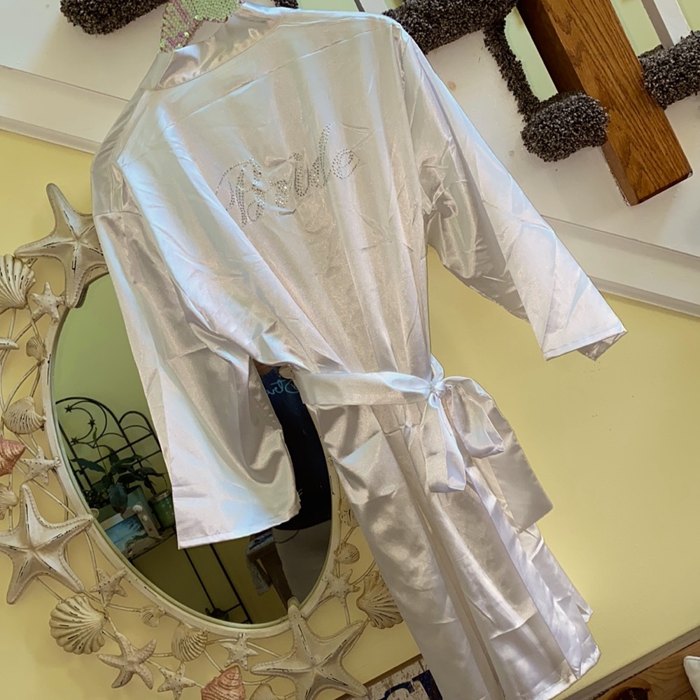 SwhiteMe Bride Satin Sequin Embellished Robe - L/XL